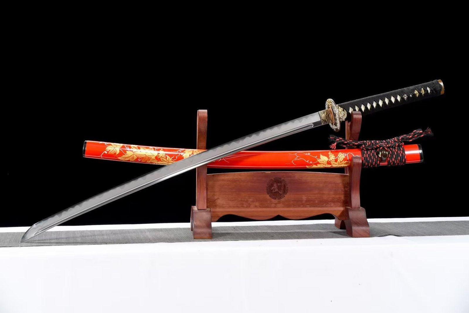 KIẾM NHẬT KATANA ANH XUYẾT – KIỆT TÁC THỦ CÔNG THÉP THIÊN TẦNG, VỎ SƠN MÀI VẼ VÀNG CAO CẤP