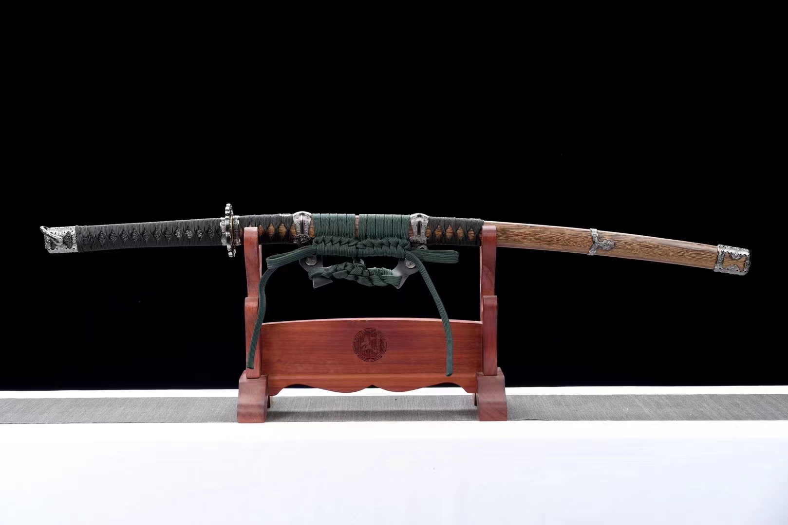 Kiếm Samurai Tachi Hoa Văn Đặc Biệt Ứng Dã Thái Đao