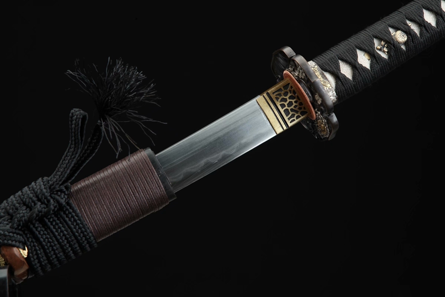 Kiếm Nhật Katana Tam Sắc Đồng – Cúc Hoa | Thép Hoa Văn, Chạm Khắc Đồng, Gỗ Gà Cánh (Chicken Wing Wood)