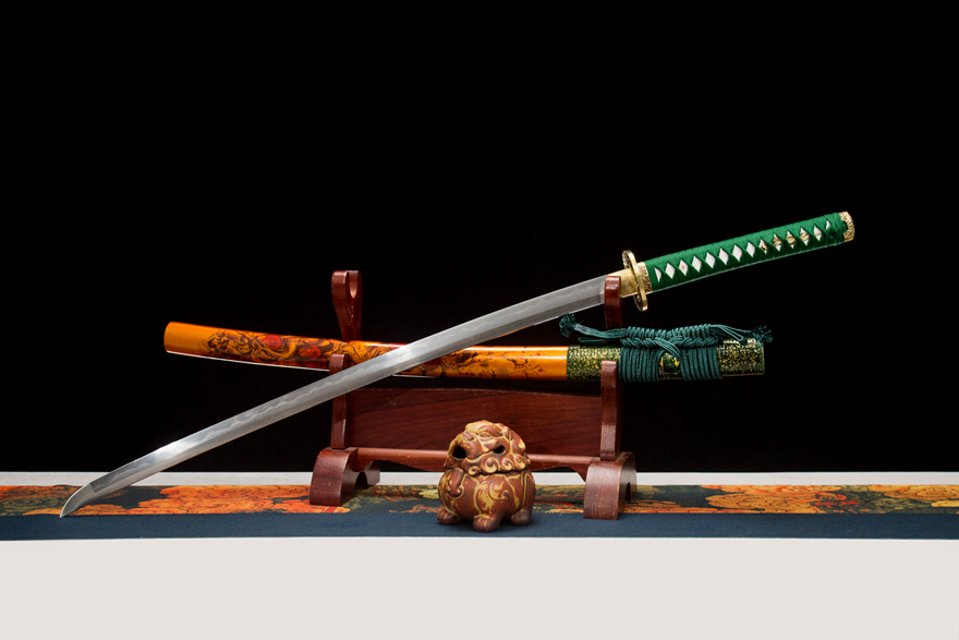Kiếm Samurai katana Vụ Ngữ Ẩn Long | Thép Hoa Văn Rèn Nhiệt, Vỏ Gỗ Sơn Mài Cao Cấp