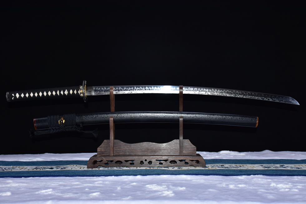 Kiếm Nhật Katana Ngân Hổ – chế tác thủ công cao cấp