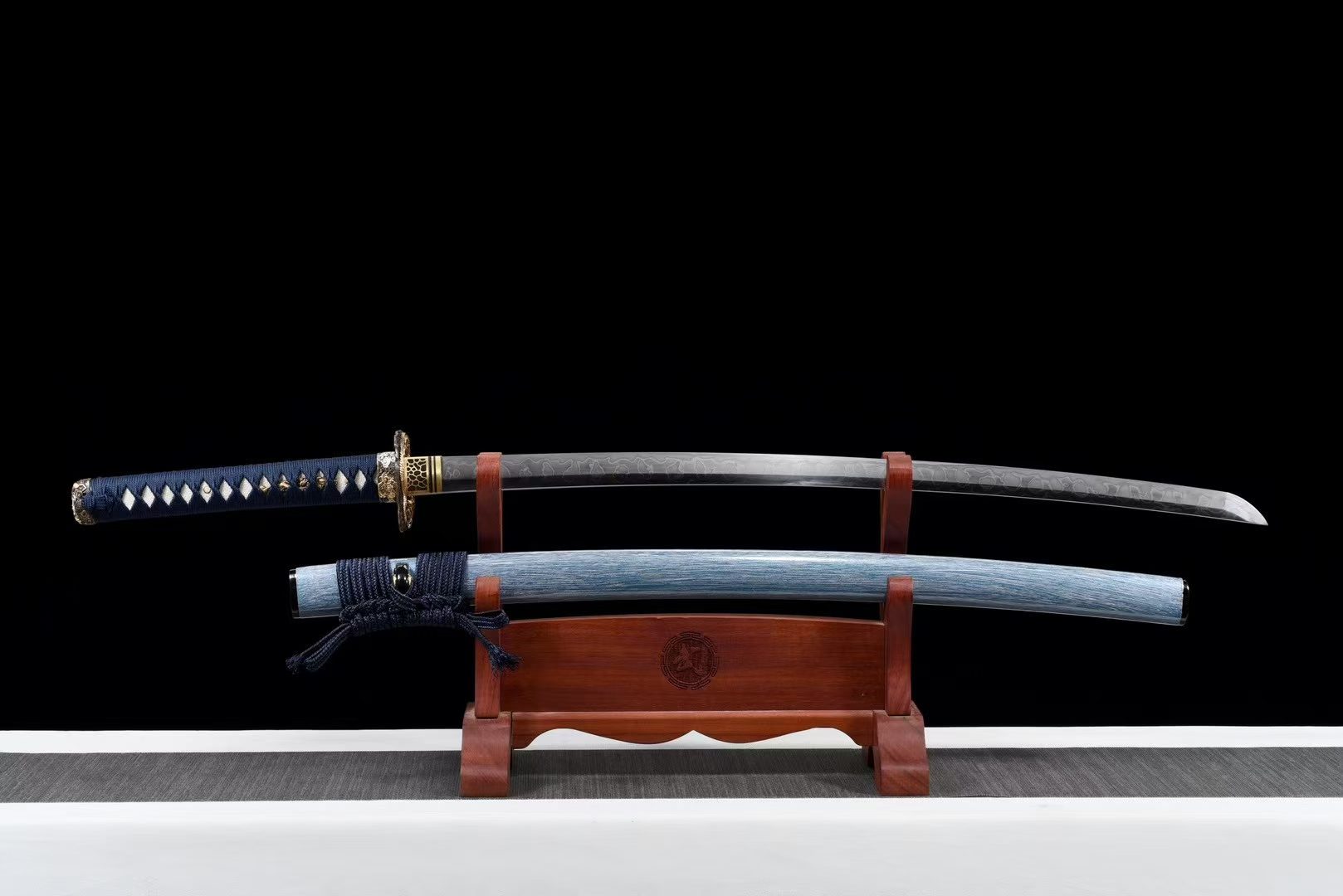 Kiếm Samurai T10 Thanh Long Ấn 26 Inch – Hiệu Năng Cao