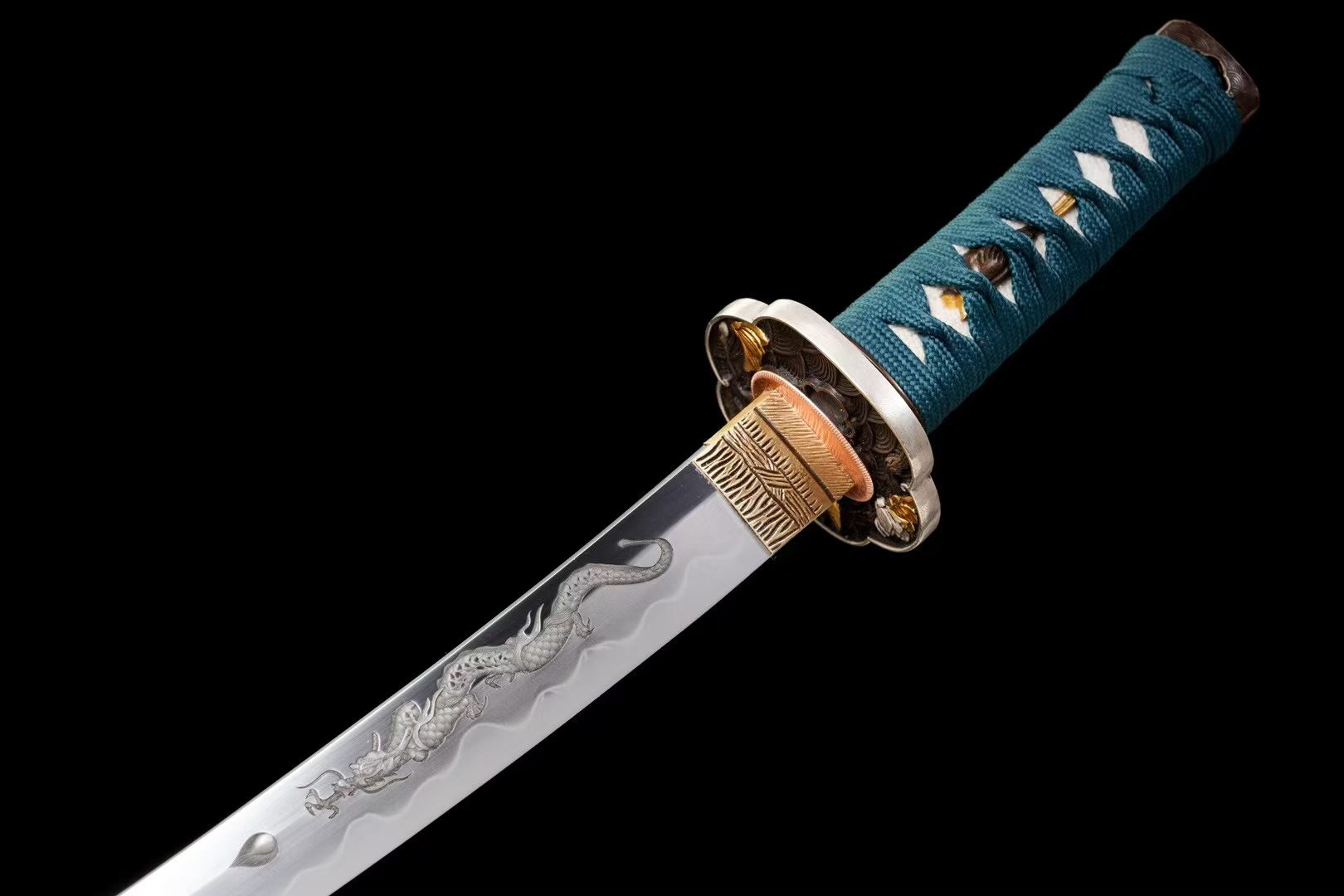 Kiếm Nhật Tanto Long Cúc T8 Clay Temper Mài Tam Sắc Cao Cấp