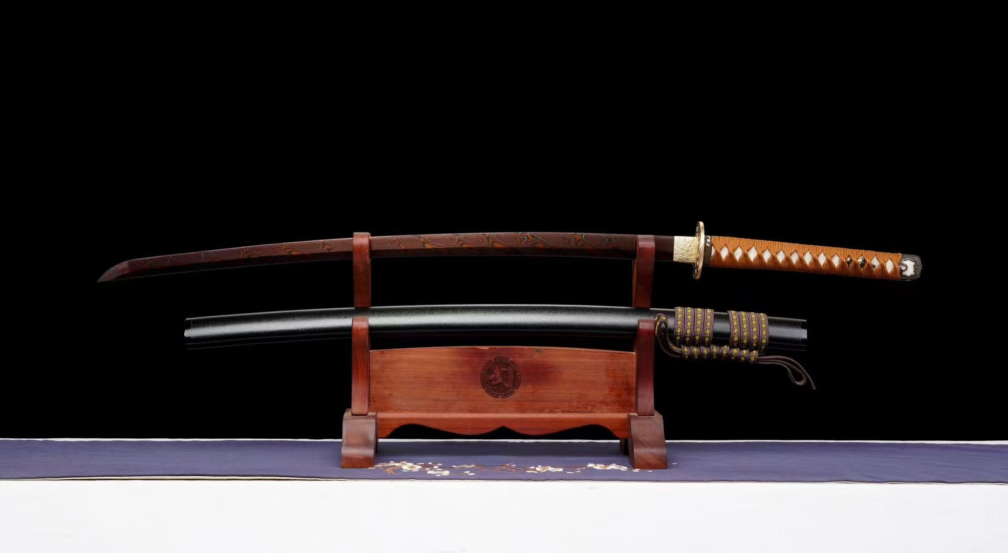 KIẾM NHẬT KATANA DAMASCUS ĐỎ MÃN ĐƯỜNG HỒNG – THÉP HOA VĂN CAO CẤP